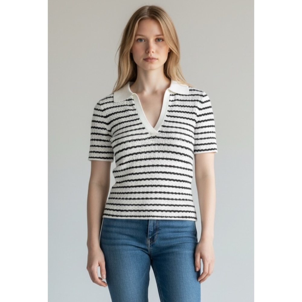 Joe jeans pontinelle horizontal knit polo shirt v- neck collared black& milk M
